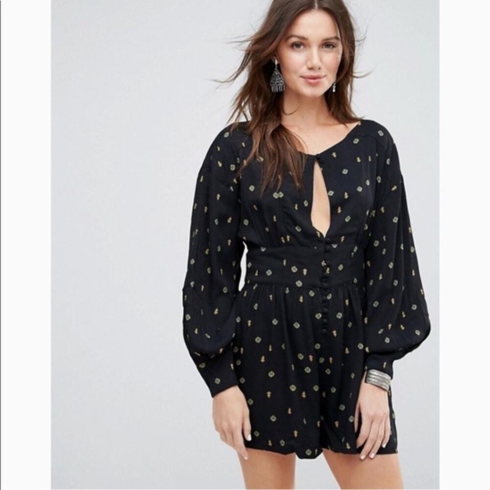 Free People Love Grows Romper Jumpsuit Black Long Sleeves Sz S